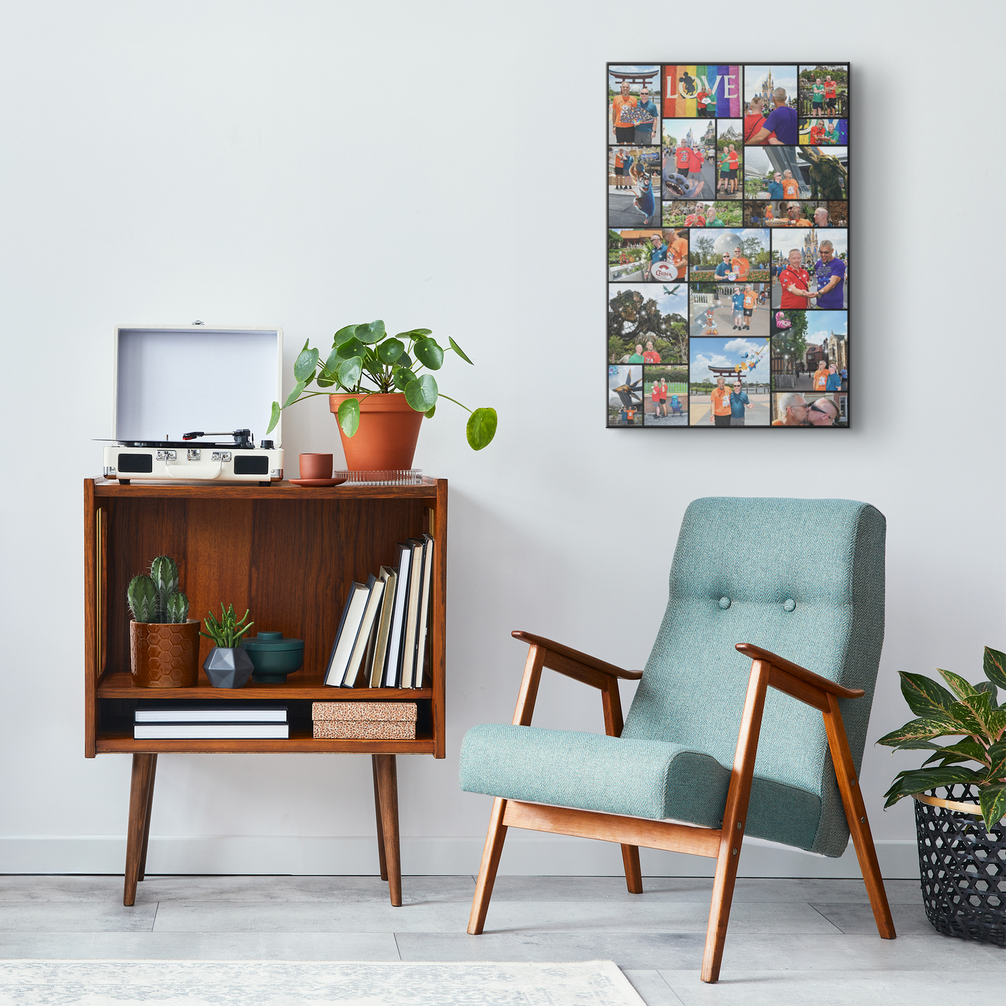 Photo_Collage_Canvas_V_Lifestyle_Mockup.png